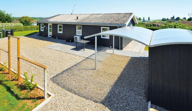 Gorgeous home in Haderslev with WiFi