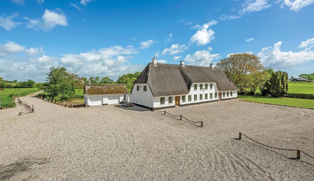 Gorgeous home in Haderslev with WiFi