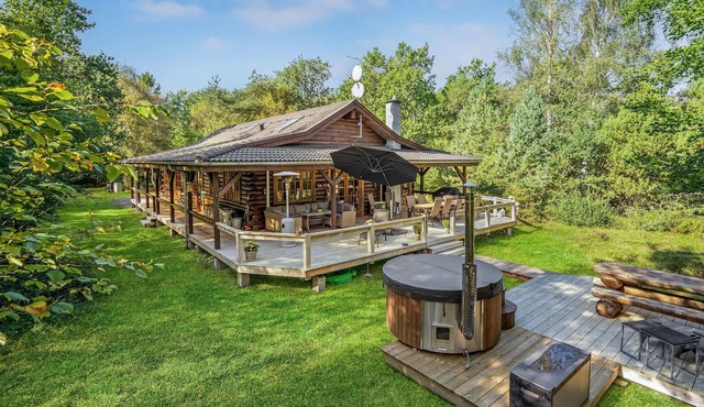 Gorgeous home in Hadsund with sauna