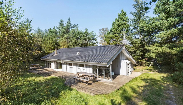 Gorgeous home in Hals with sauna
