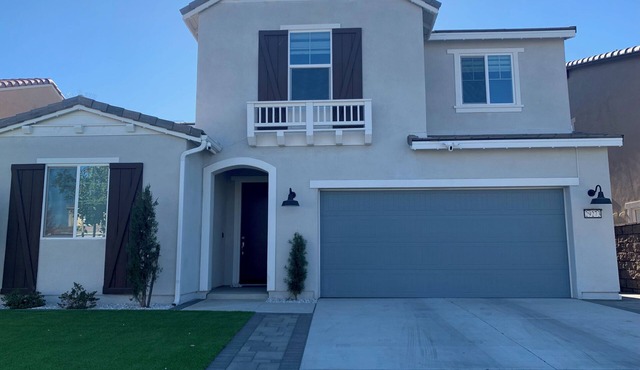 Gorgeous Home in Heritage Lake Community