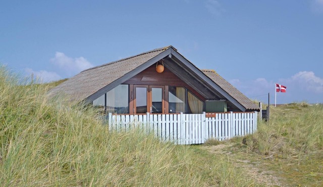 Gorgeous home in Hvide Sande