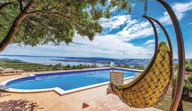 Gorgeous home in Jablanac