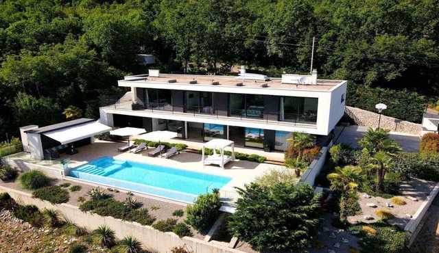 Gorgeous home in Kastav with sauna