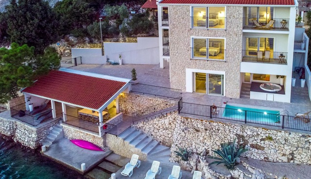 Gorgeous home in Klek with sauna