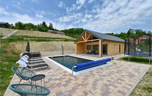 Gorgeous Home In Klokovec