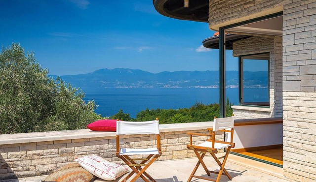 Gorgeous home in Kostrena