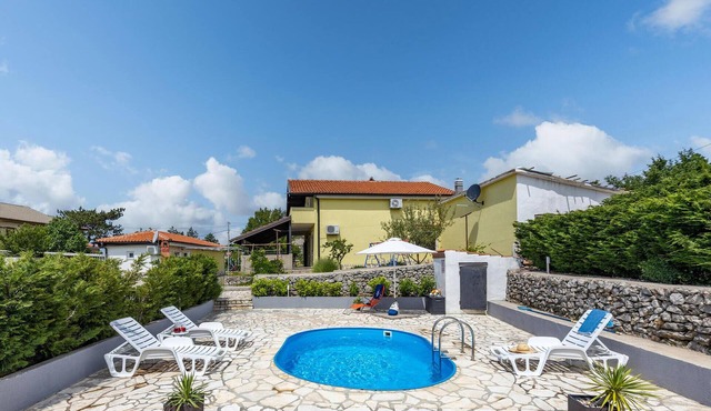 Gorgeous home in Krasica