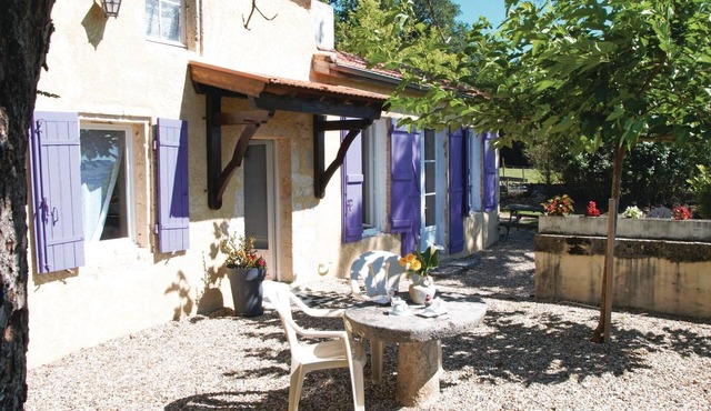 Gorgeous home in Lavardac with kitchen