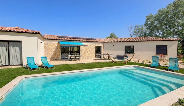 Gorgeous home in Les Plans