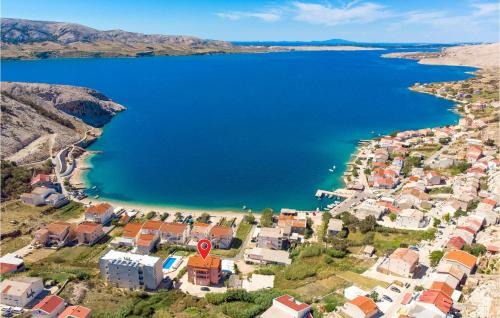 Gorgeous Home In Metajna