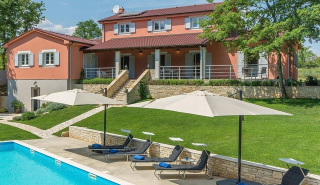 Gorgeous home in Modrusani with sauna
