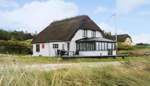 Gorgeous home in Nørre Nebel with WiFi