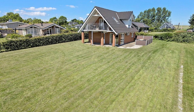 Gorgeous home in øster assels with WiFi