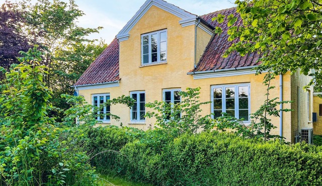 Gorgeous home in østermarie with WiFi