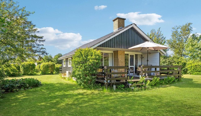 Gorgeous home in Otterup with WiFi
