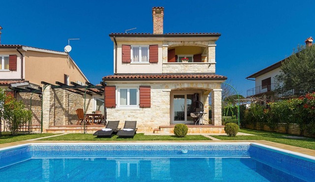 Gorgeous home in Porec