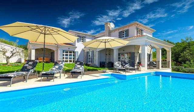 Gorgeous home in Porec