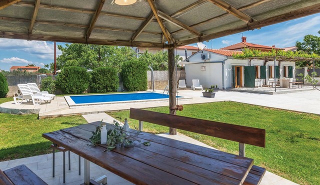 Gorgeous home in Pula