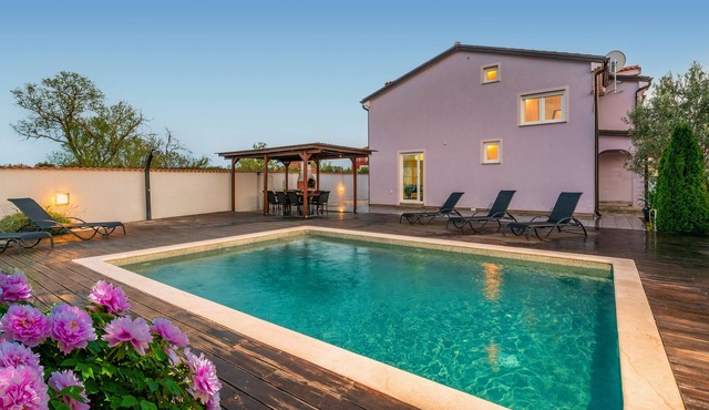 Gorgeous home in Pula