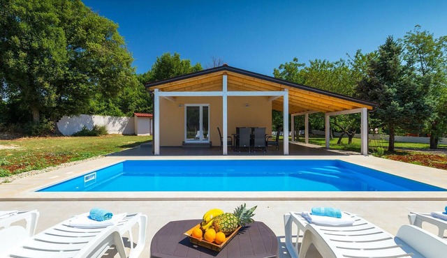 Gorgeous home in Pula