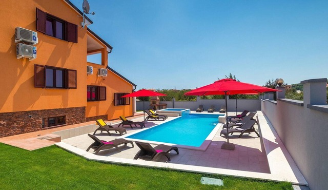 Gorgeous home in Pula