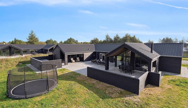 Gorgeous home in Rømø with sauna