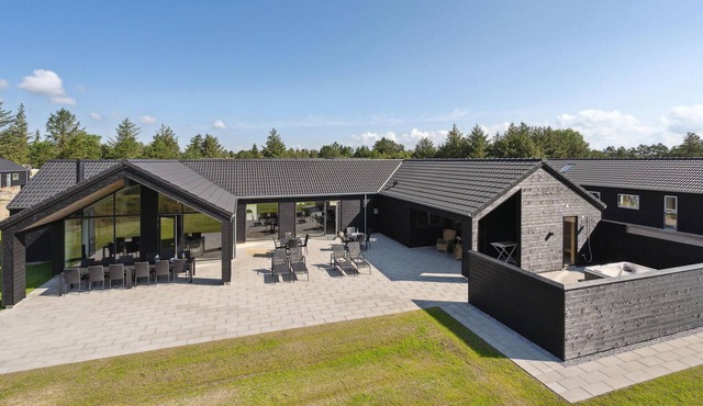 Gorgeous home in Rømø with sauna