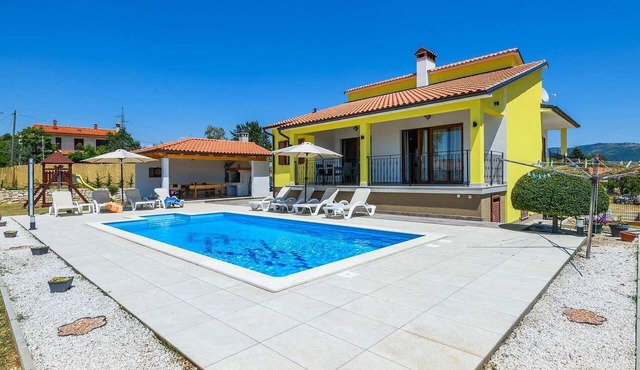 Gorgeous home in Rabac with WiFi
