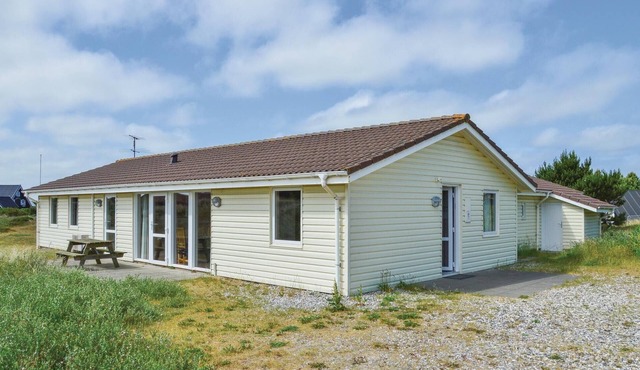 Gorgeous home in Ringkøbing with sauna