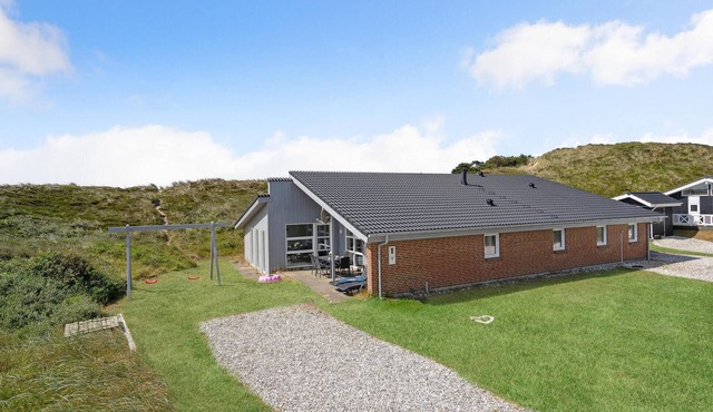 Gorgeous home in Ringkøbing with sauna