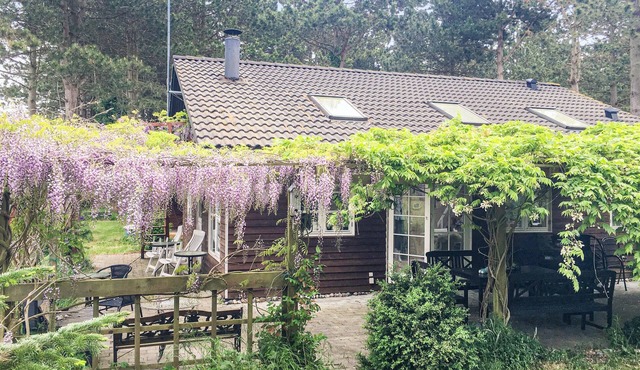 Gorgeous home in Rødby with WiFi