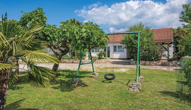Gorgeous home in Rovinj with WiFi