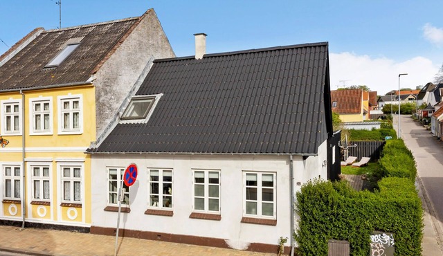 Gorgeous home in Rudkøbing with WiFi