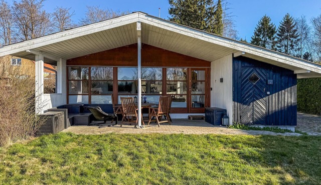 Gorgeous home in Stubbekøbing with WiFi