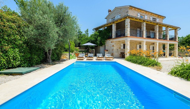 Gorgeous home in Sveti Lovrec
