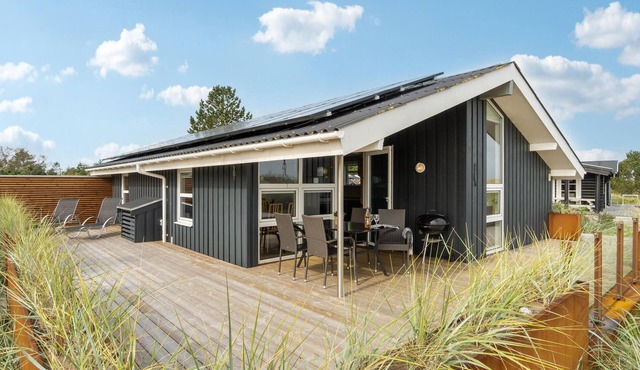 Gorgeous home in Sæby with sauna