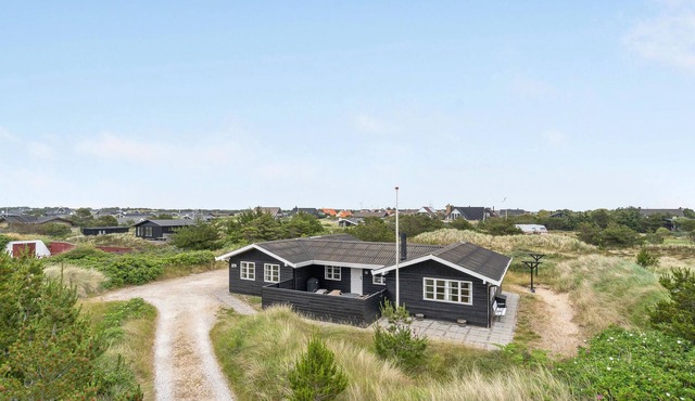 Gorgeous home in Skagen with WiFi