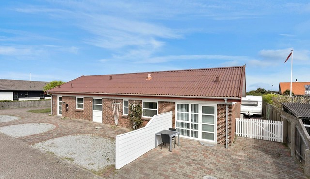 Gorgeous home in Skagen with WiFi