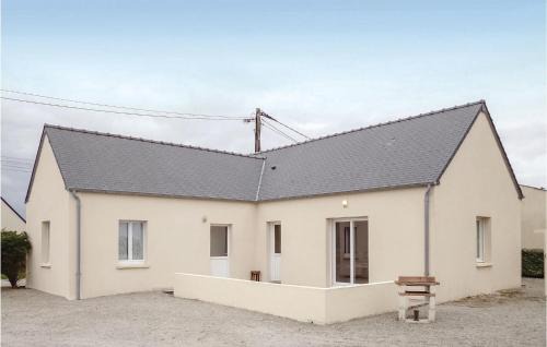 Gorgeous Home In St Marcouf De L'isle