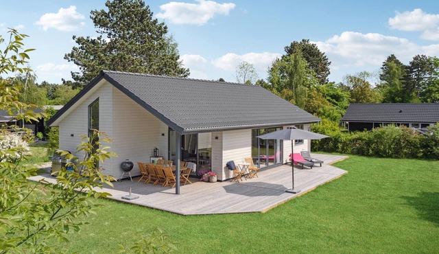 Gorgeous home in Stege with WiFi