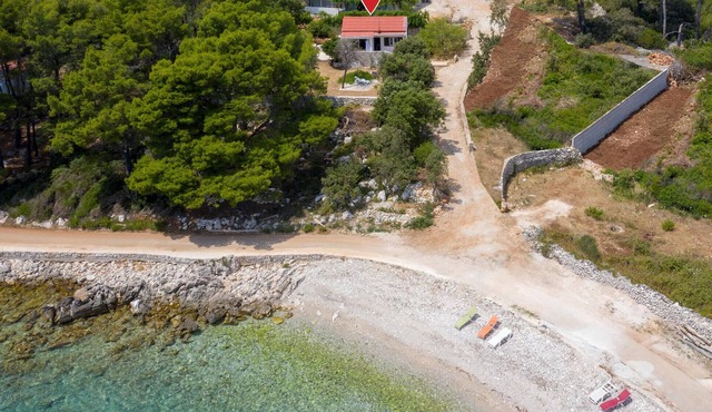 Gorgeous home in Sucuraj with house sea view