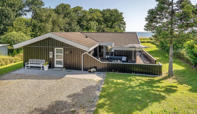 Gorgeous home in Sydals with sauna