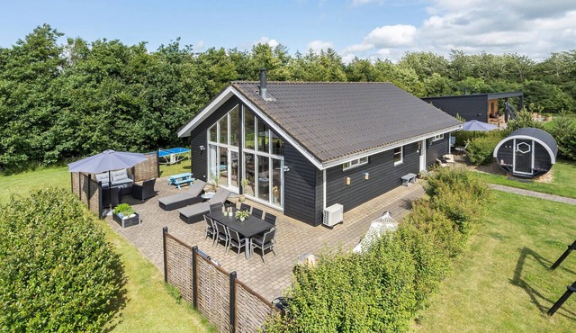 Gorgeous home in Tarm with kitchen