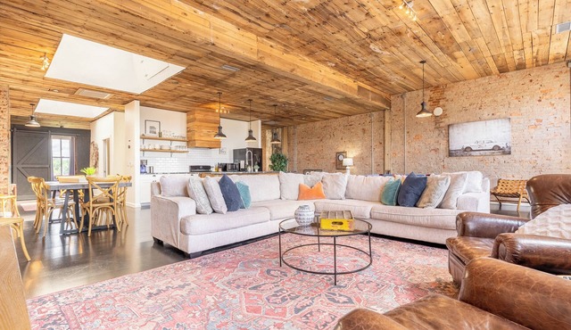 Gorgeous Home in the Heart of Historic Downtown