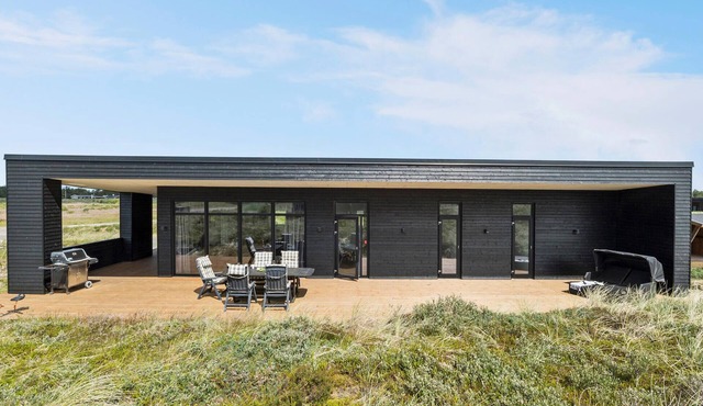 Gorgeous home in Thisted with WiFi