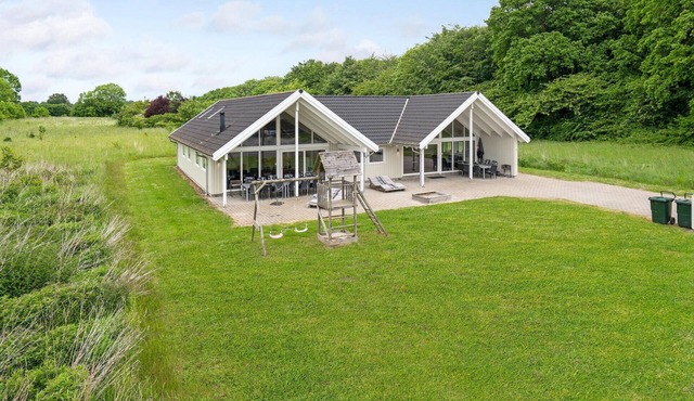Gorgeous home in Tranekær with sauna