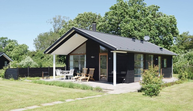 Gorgeous home in Tranekær with WiFi