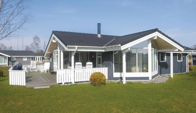 Gorgeous home in Væggerløse with WiFi