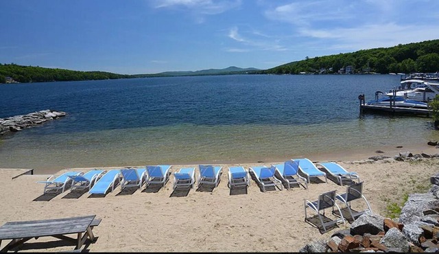 Gorgeous Home, Lake Access, Exclusive Gated Community, Large families & pets